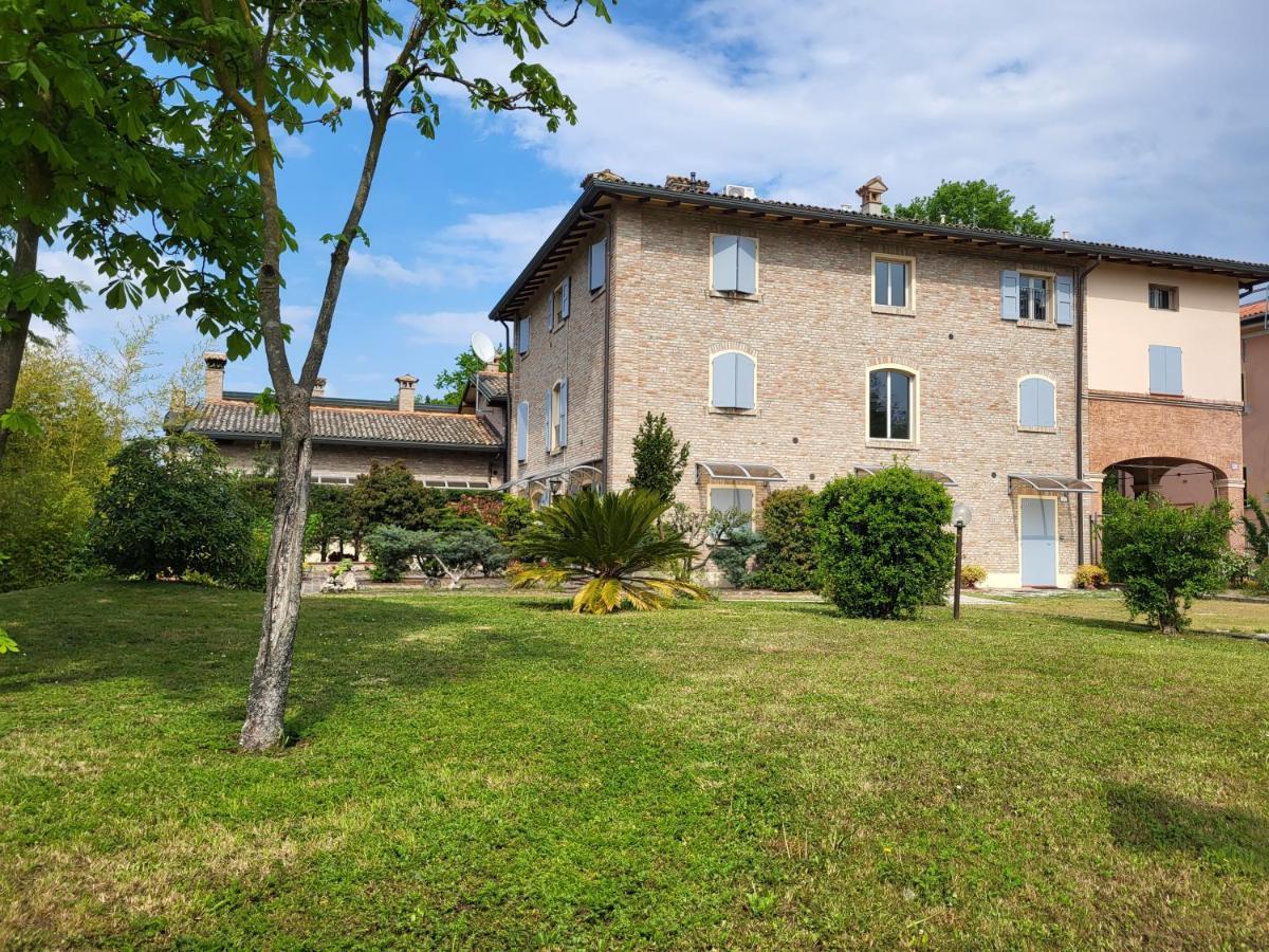 Residence Antico Borgo モデナ エクステリア 写真